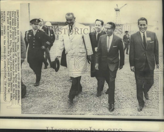 1966 Press Photo Presidents Johnson and Ordaz inspect Amistad Dam site in Mexico