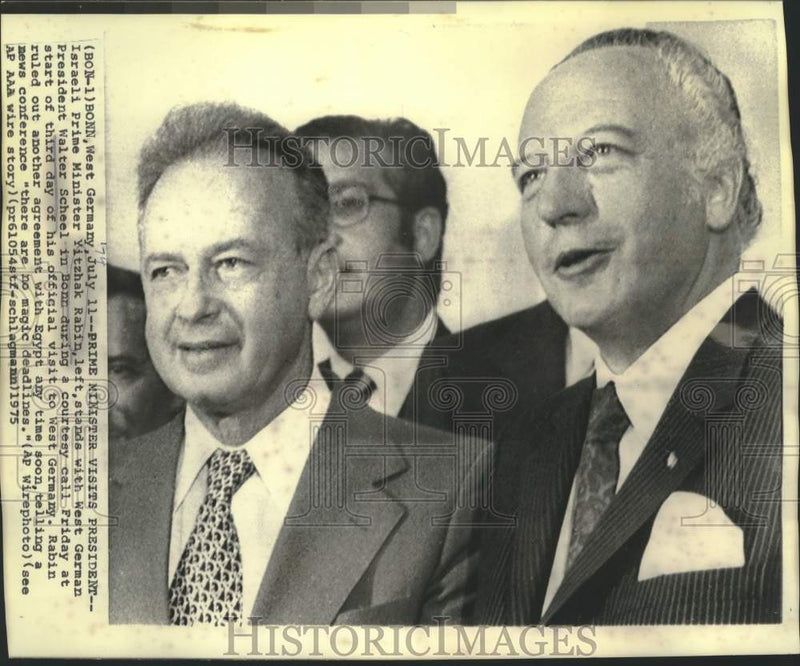 Load image into Gallery viewer, 1975 Press Photo Israel's Yitzhak Rabin and Walter Scheel meet in Bonn
