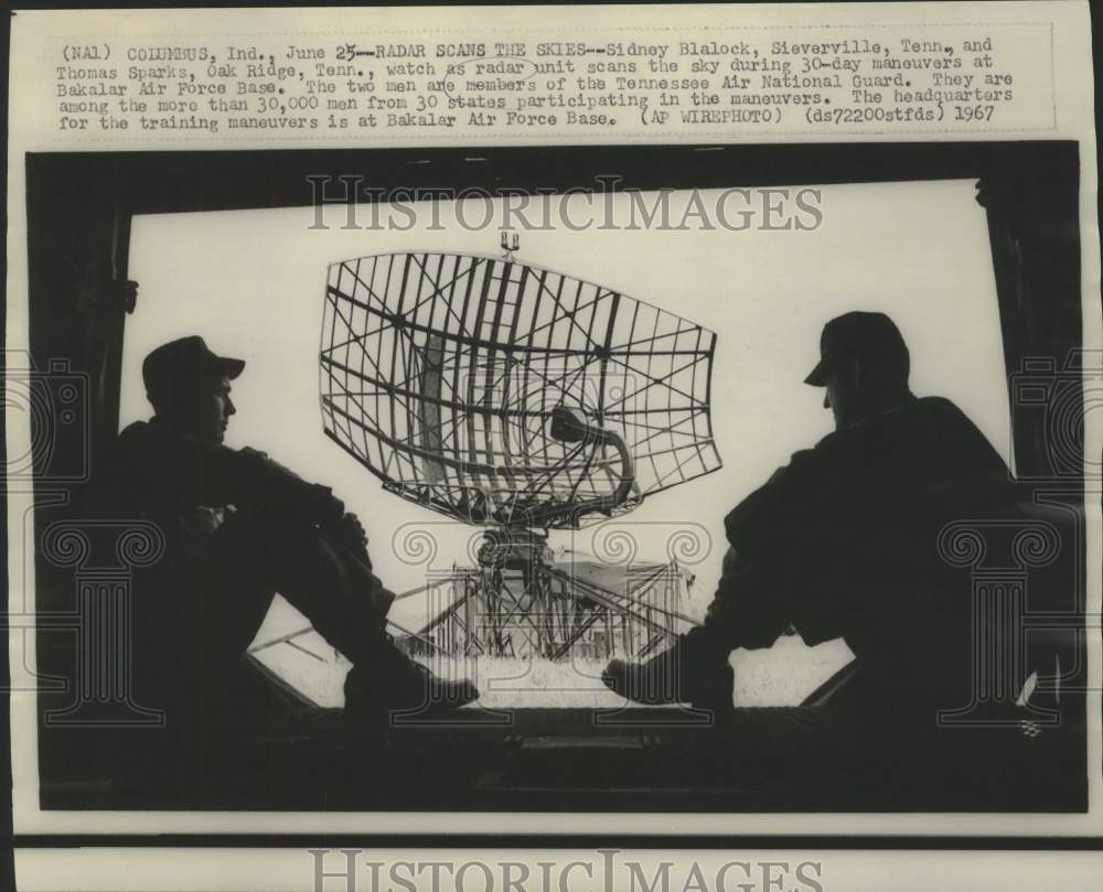 1967 Press Photo Tennessee Air National Guardsmen Sidney Blalock and Sparks