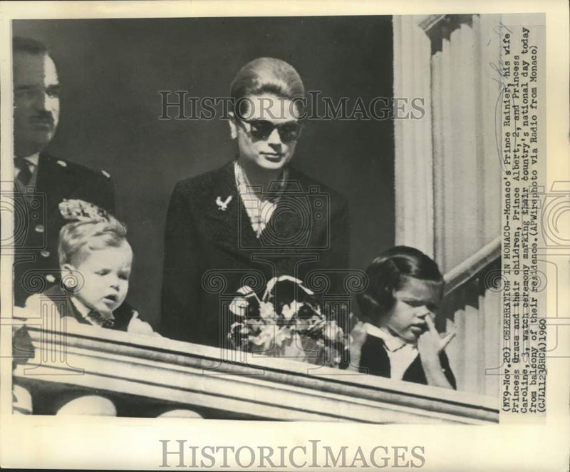 Load image into Gallery viewer, 1960 Press Photo Prince Rainier and family at national day celebration in Monaco
