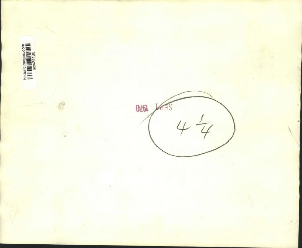 1970 Press Photo Peoples' Army Jamboree parade spectator gives thumbs-down, OR