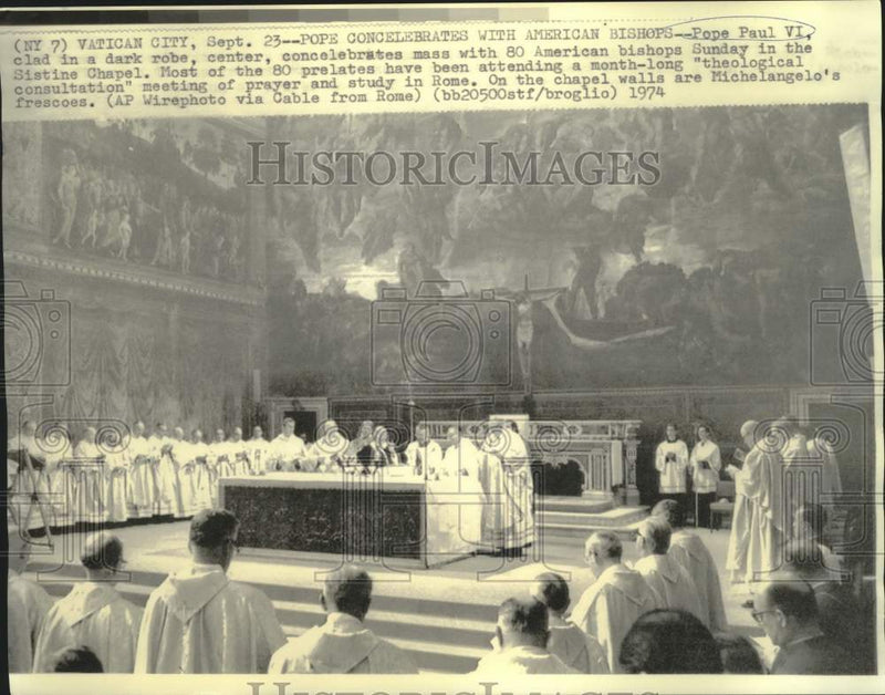 Load image into Gallery viewer, 1974 Press Photo Pope Paul VI concelebrates with American bishops at Vatican
