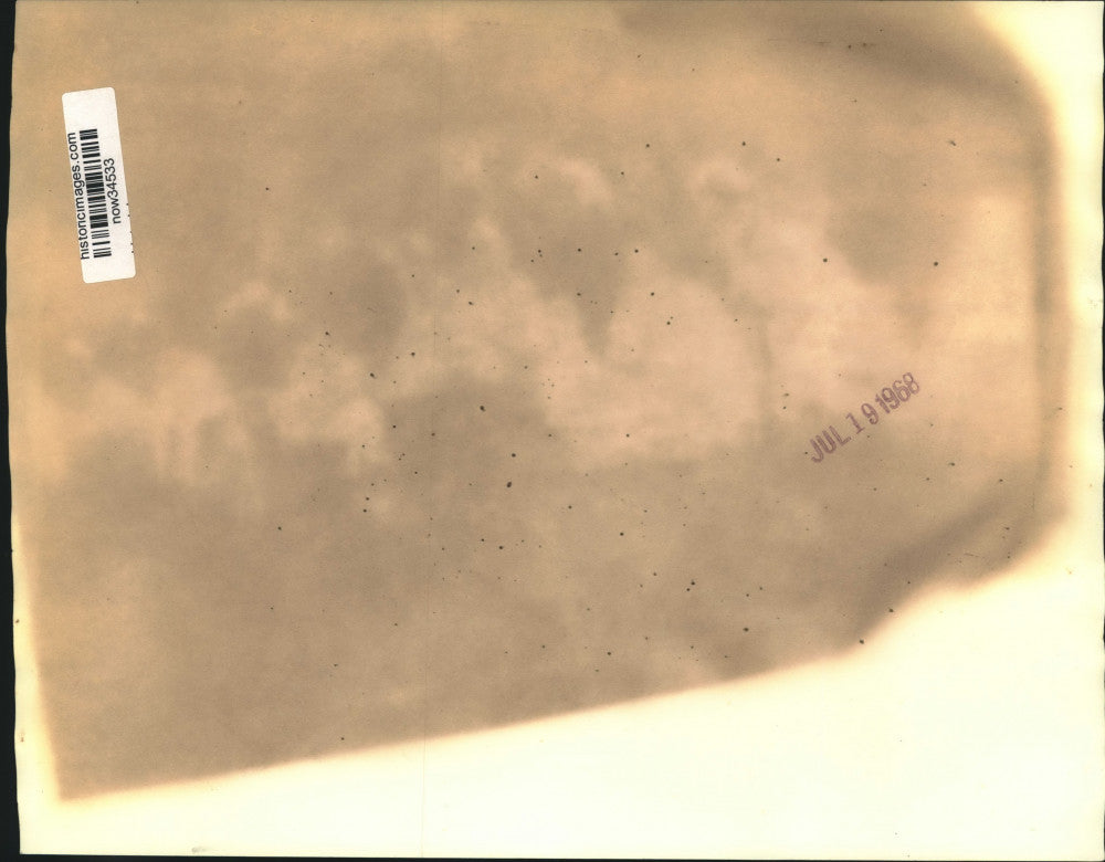 1968 Press Photo Prague citizens line up to buy newspapers - now34533