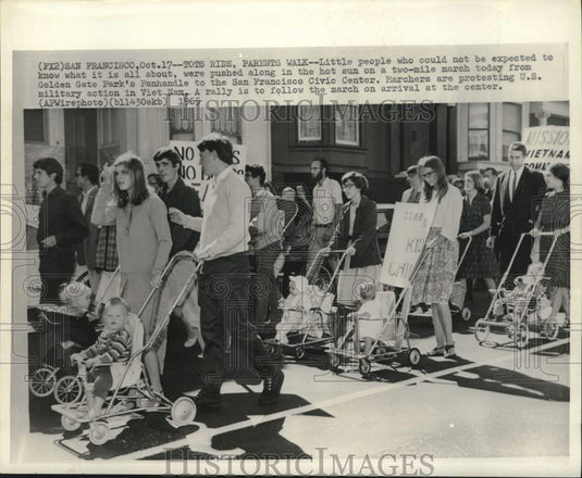 1965 Press Photo Tots ride, parents walk on two-mile march at Golden Gate Park