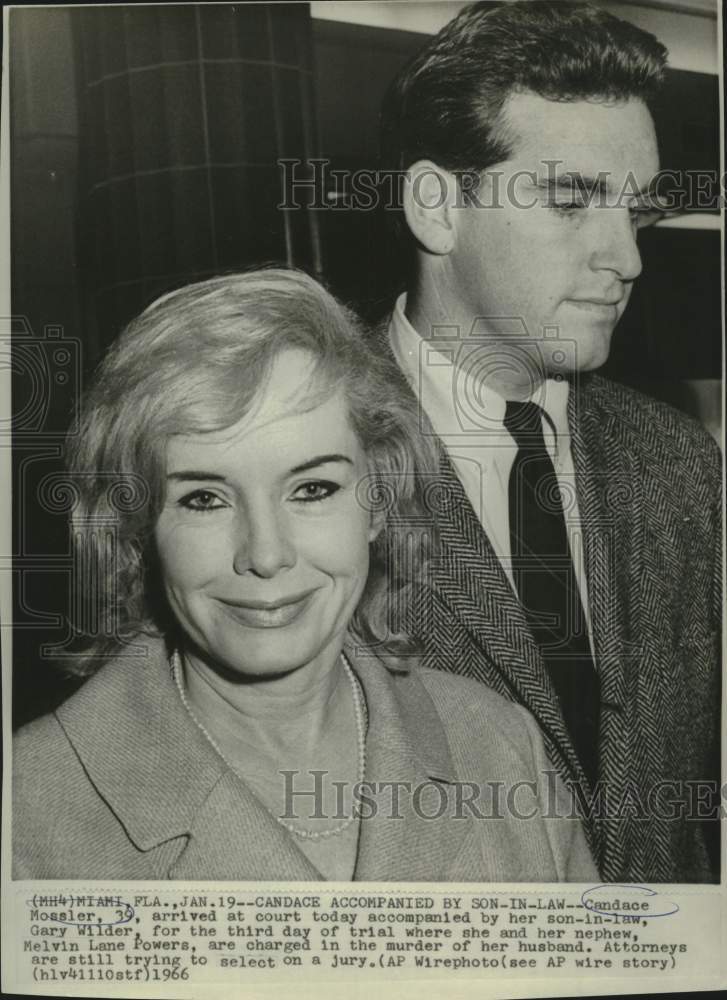 1966 Press Photo Candace Mossler and Gary Wilder arrive at Miami, Florida court