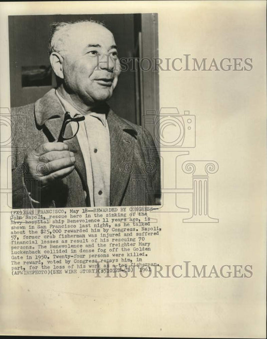 1961 Press Photo Ship Benevolence rescuer John Napoli rewarded by Congress