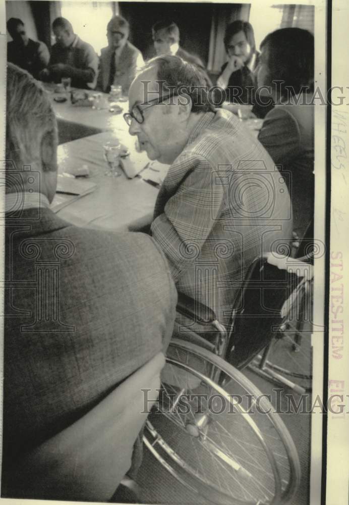 1974 Press Photo George Nalley campaigns by wheelchair in Tacoma, Washington