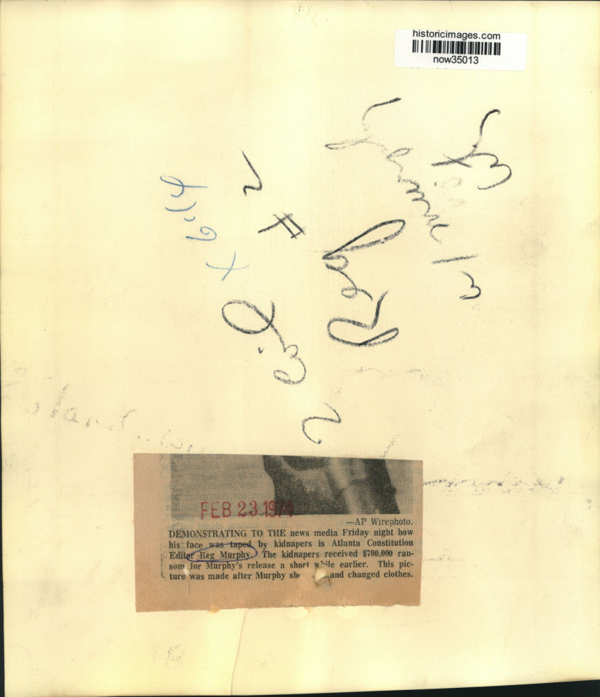 1974 Press Photo Kidnapped Reg Murphy speaks with news media after his release
