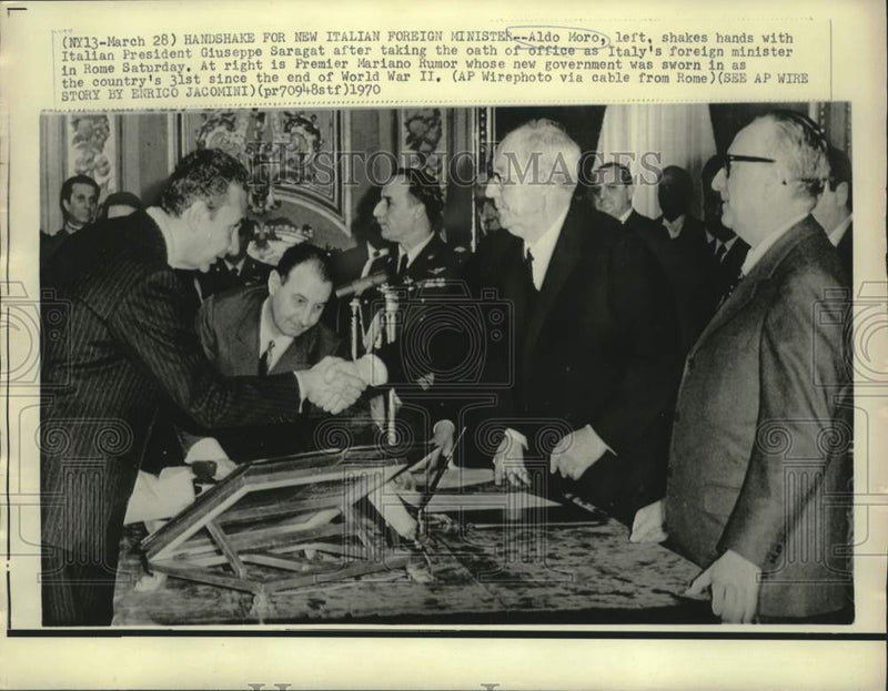 Load image into Gallery viewer, 1970 Press Photo Aldo Moro confers with other Italian leaders in Rome
