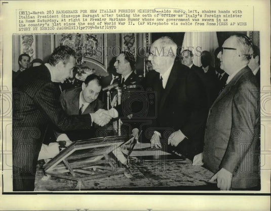 1970 Press Photo Aldo Moro confers with other Italian leaders in Rome