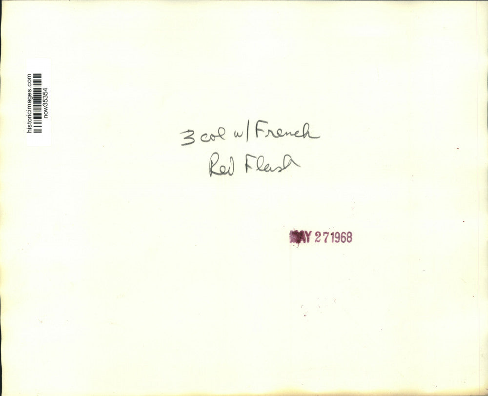 1968 Press Photo Injured policeman assisted by Red Cross during Paris riots