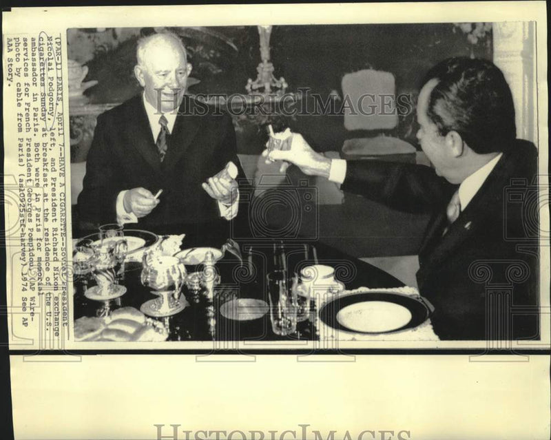 Load image into Gallery viewer, 1974 Press Photo Presidents Nicolai Podgorny and Nixon breakfast in Paris
