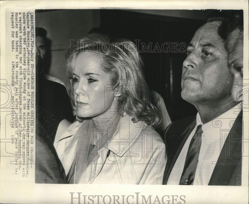 Load image into Gallery viewer, 1965 Press Photo Candace Mossler and attorney arrive at Miami, Florida airport
