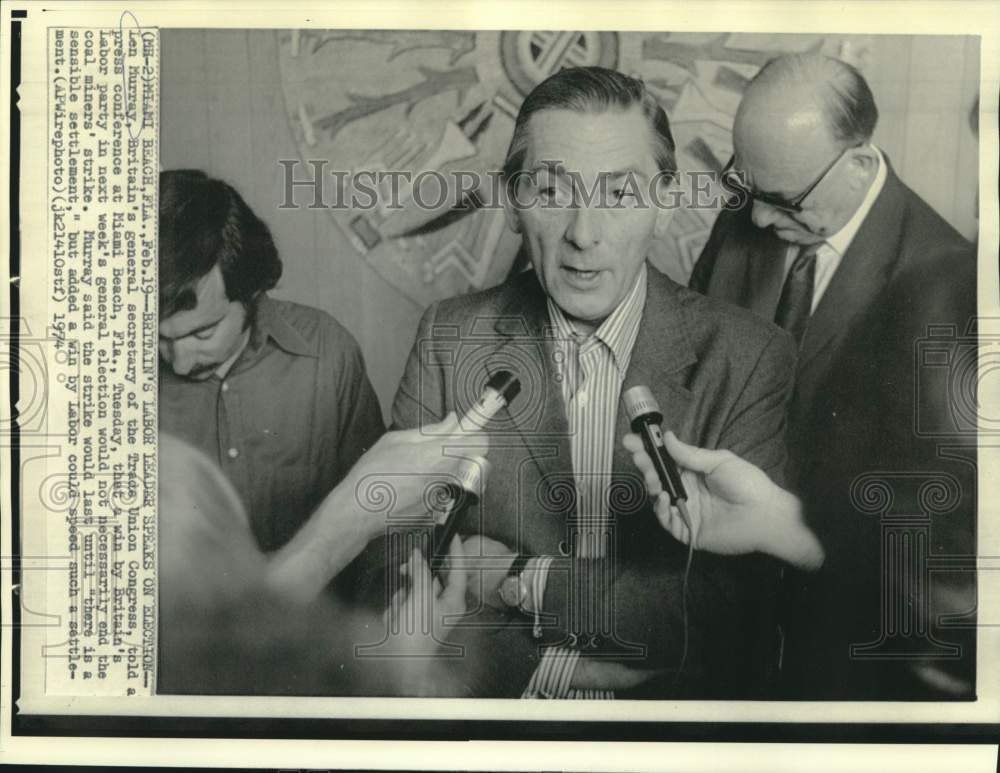 1974 Press Photo Britain&#39;s Labor leader Len Murray speaks on Britain&#39;s election
