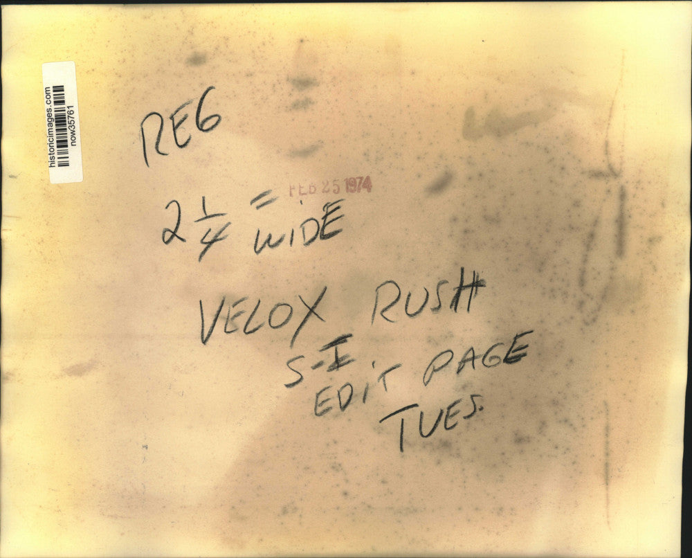 1974 Press Photo Released kidnap victim Reg Murphy with family in Atlanta, GA