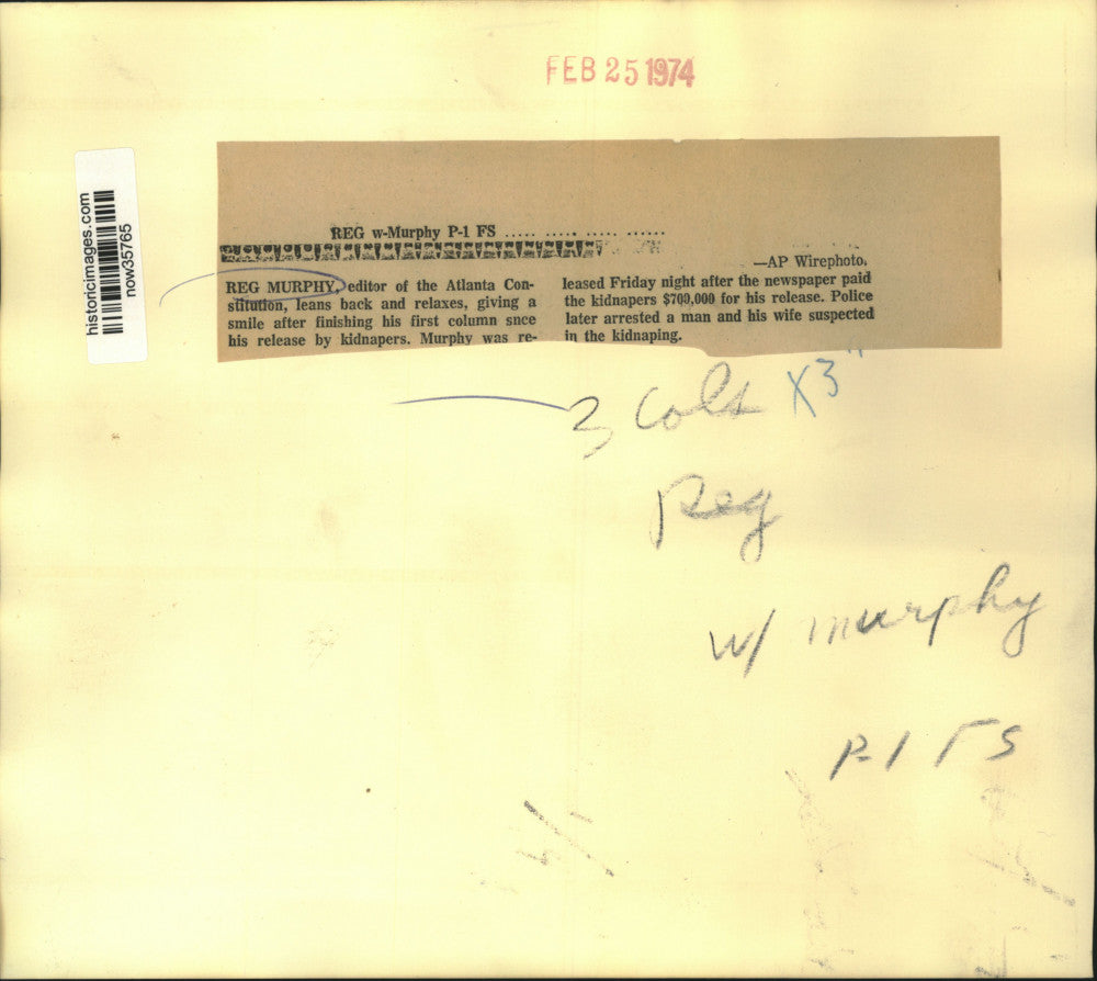1974 Press Photo Atlanta Constitution editor Reg Murphy relaxes - now35765