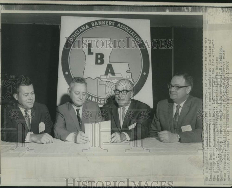 Load image into Gallery viewer, 1967 Press Photo Herman Moyse and other Louisiana Bankers' elected officers
