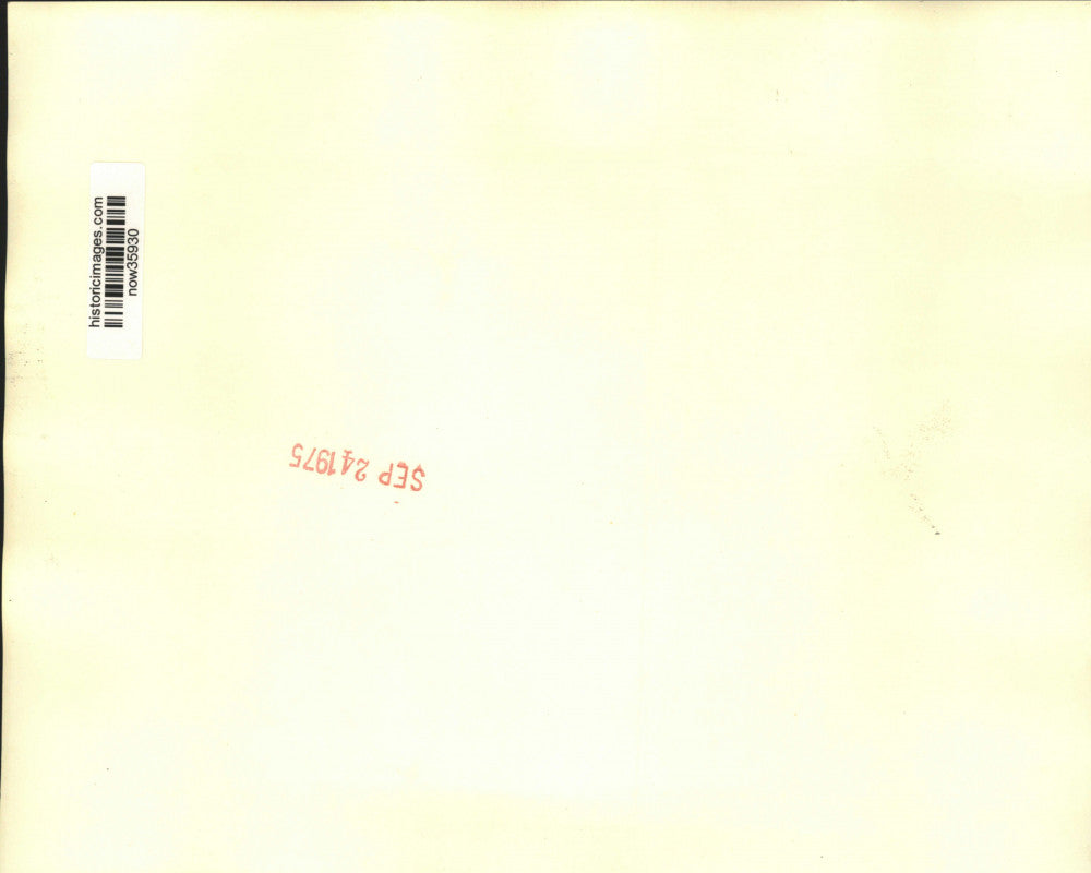 1975 Press Photo Henry Kissinger and Daniel Moynihan listen at UN session