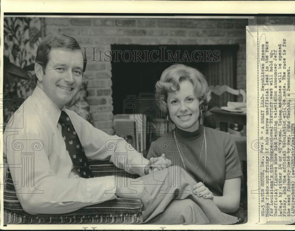 1974 Press Photo Louisiana Republican candidate Henson Moore and wife hold hands