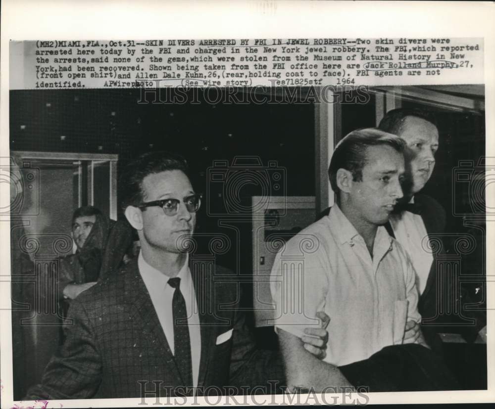 1964 Press Photo Jack Murphy, Allen Kuhn arrested in New York museum jewel heist