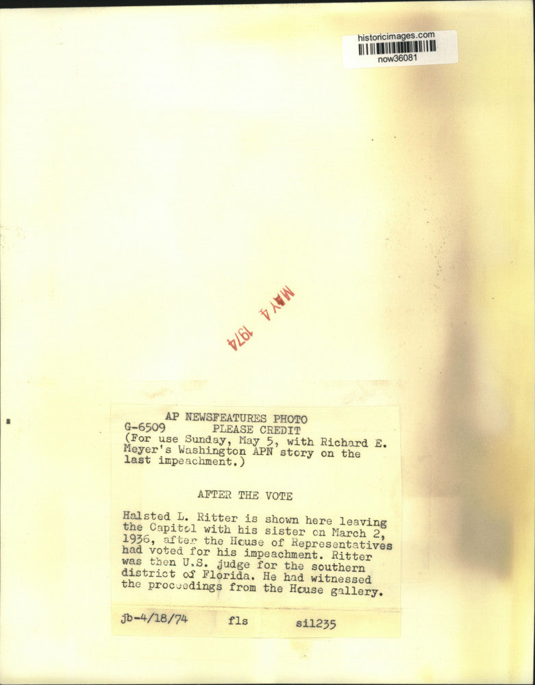 1936 Press Photo Judge Halsted Ritter and sister leave House of Representatives