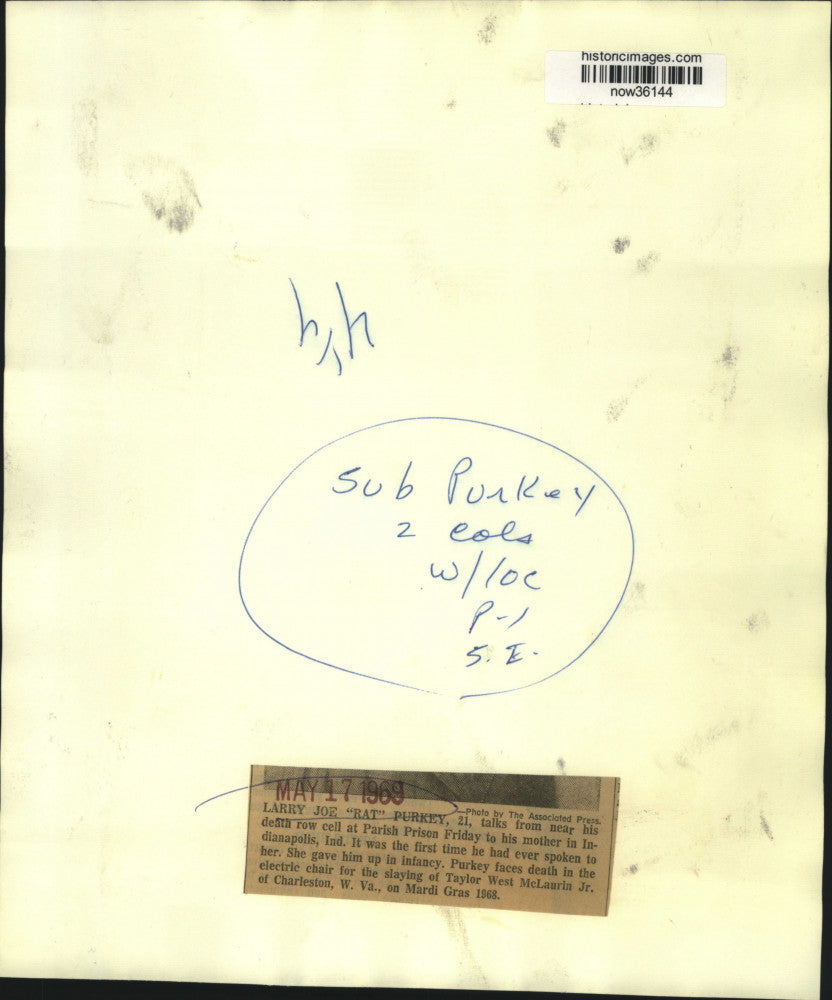 1969 Press Photo Parish Prison death row inmate Larry Joe Purkey talks on phone