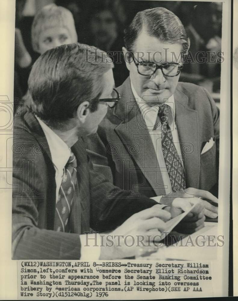 Load image into Gallery viewer, 1976 Press Photo Treasury &amp; Commerce Secretaries before Senate Banking Committee
