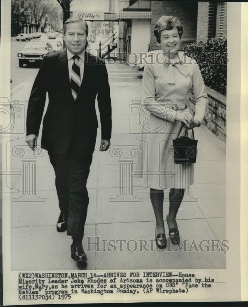 Load image into Gallery viewer, 1975 Press Photo House minority leader John Rhodes and wife Mary in Washington
