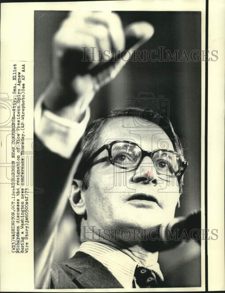 Load image into Gallery viewer, 1973 Press Photo Attorney General Elliot Richardson Discusses Agnew Resignation
