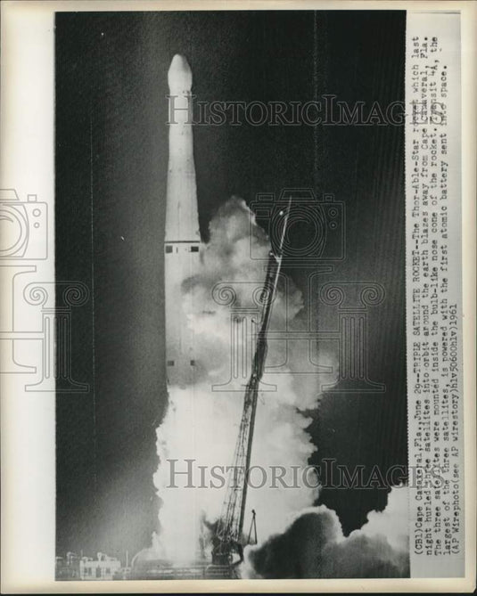 1961 Press Photo Thor-Able-Star Rocket Hurls 3 Satellites into Orbit - now36643