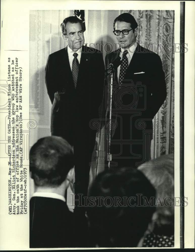 Load image into Gallery viewer, 1973 Press Photo President Nixon and Elliott Richardson at White House ceremony
