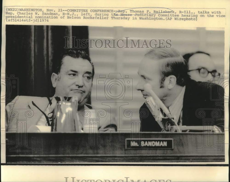 Load image into Gallery viewer, 1974 Press Photo Representatives Thomas Railsback, Charles Sandman in Washington
