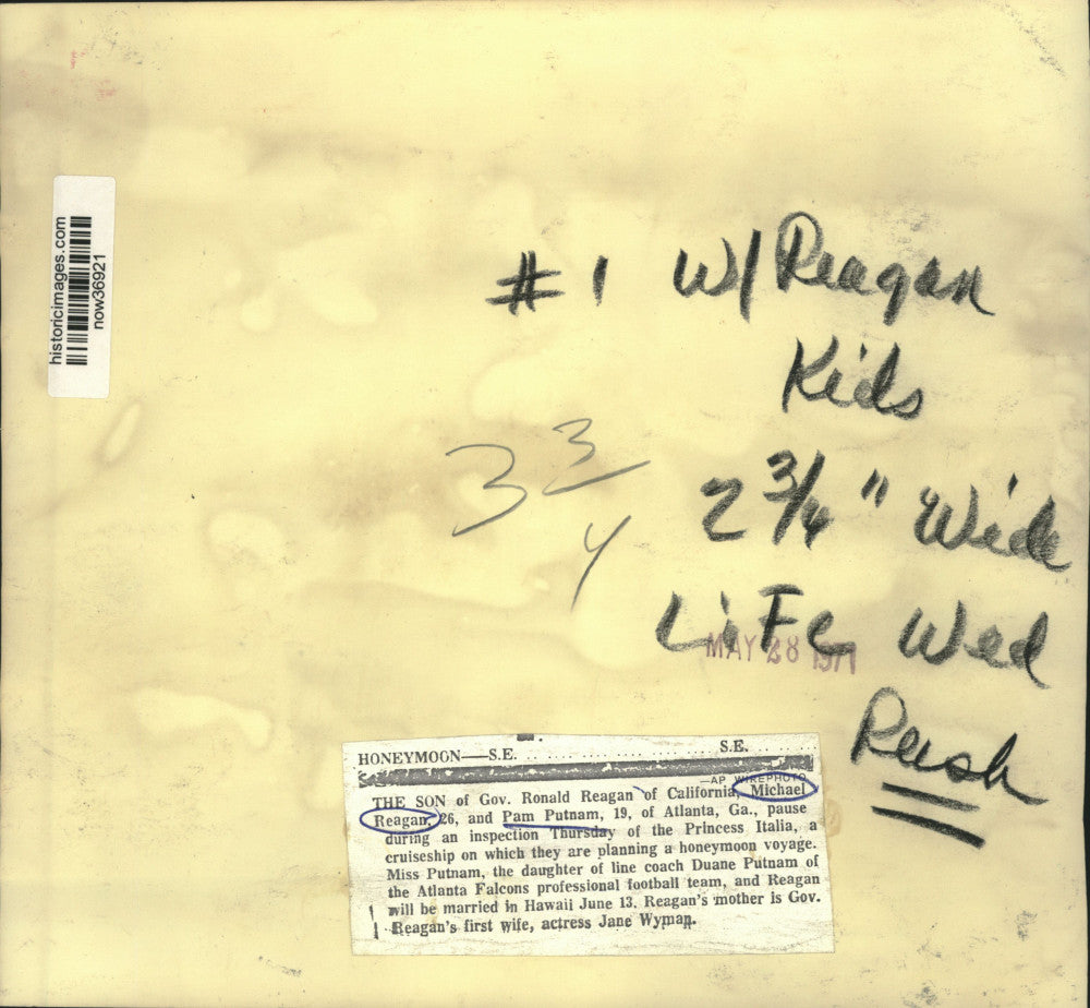 1971 Press Photo Michael Reagan and Pam Putnam tour cruise ship Princess Italia