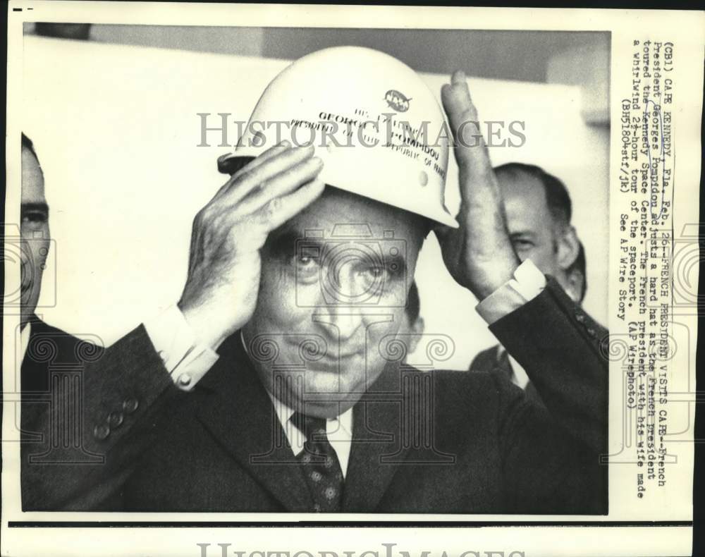 1970 Press Photo French Pres. Georges Pompidou tours Kennedy Space Center, FL.