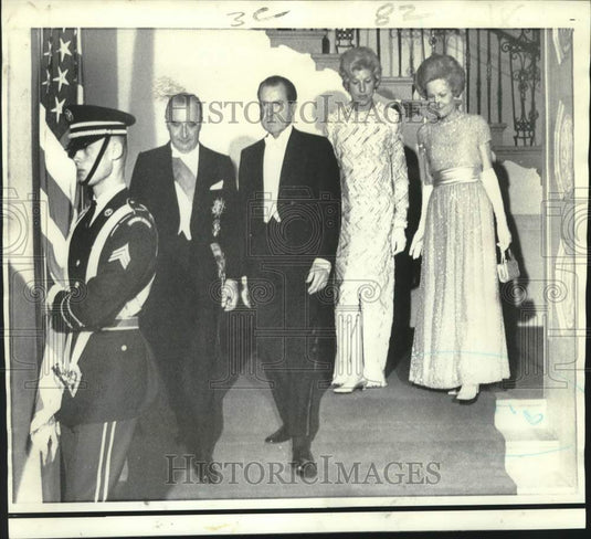 1970 Press Photo Presidents Nixon, Pompidou, Wives Escorted to State Dinner