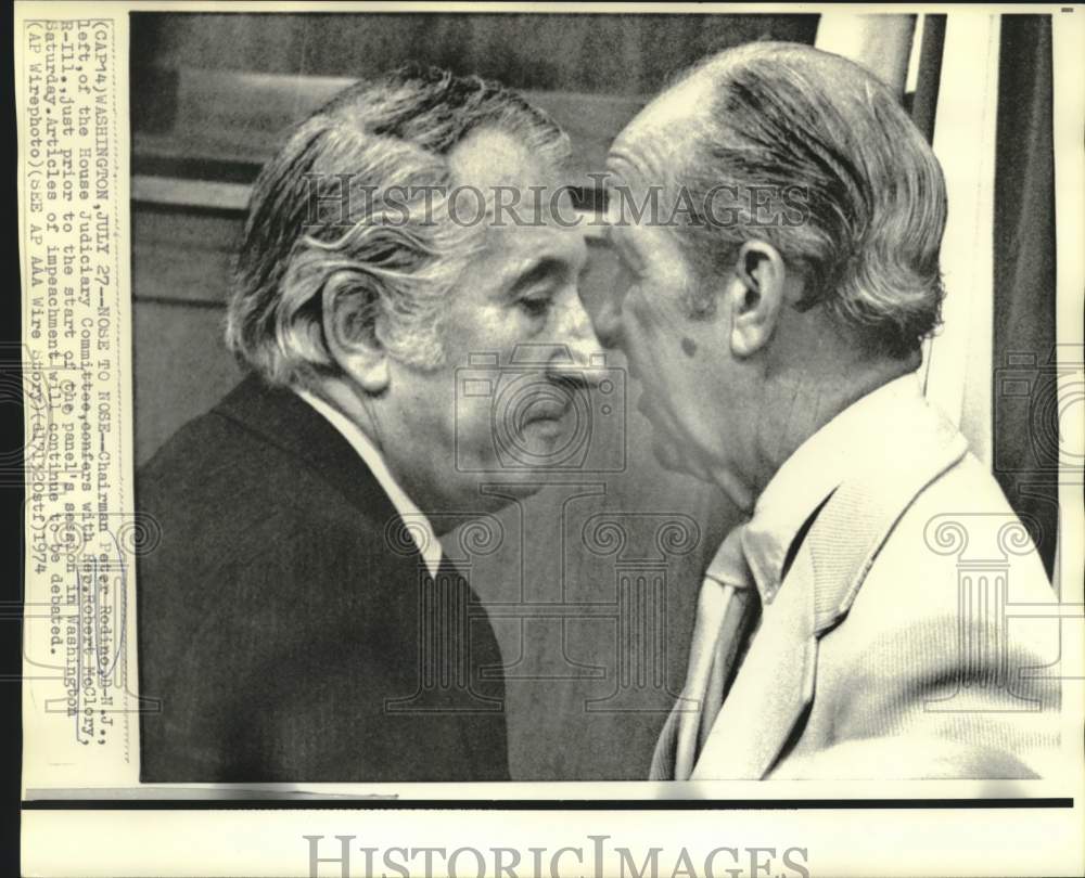 1974 Press Photo Chairman Peter Rodino confers with Rep. Robert McClory, Wash.