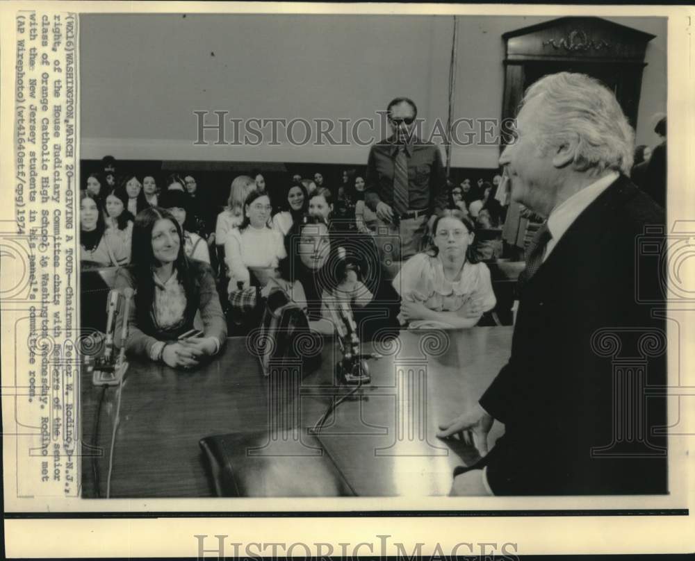1974 Press Photo Peter Rodino gives Orange Catholic students committee room tour