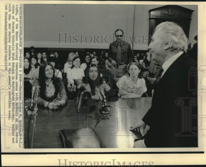 Load image into Gallery viewer, 1974 Press Photo Peter Rodino gives Orange Catholic students committee room tour
