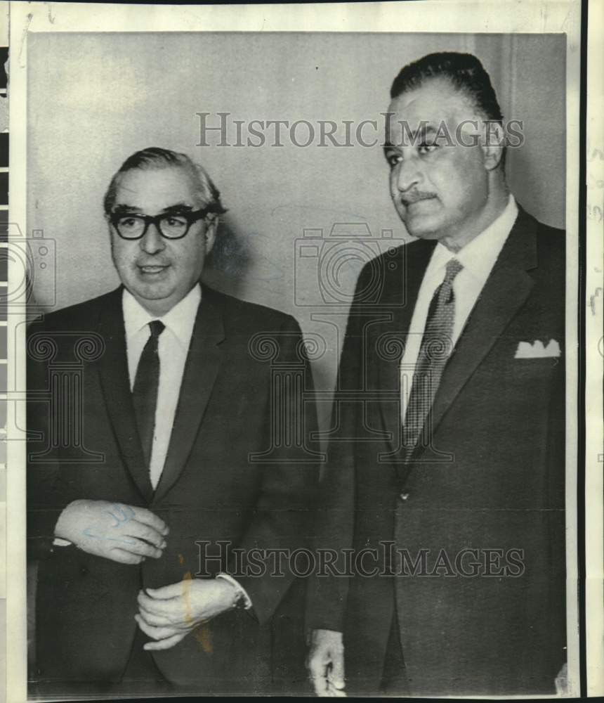 1970 Press Photo Egypt&#39;s Abdel Nasser and Britain&#39;s George Brown pose in Cairo