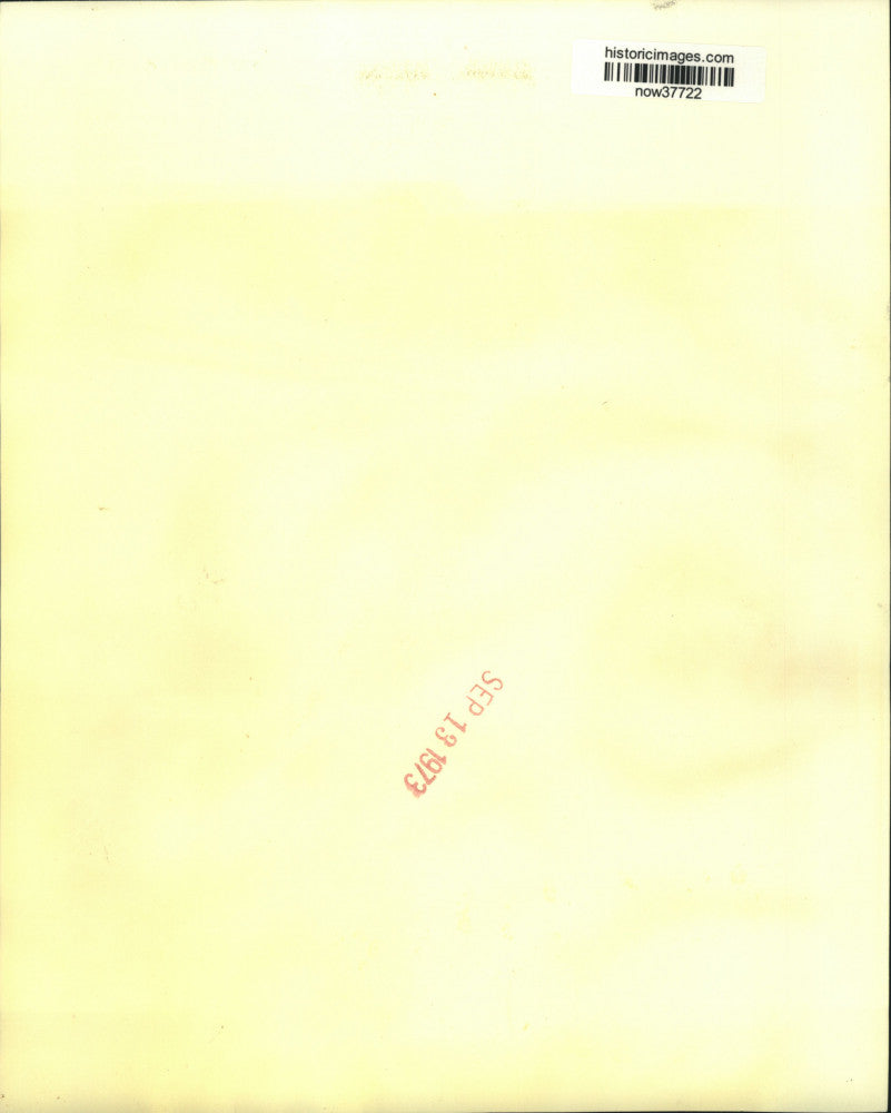 1973 Press Photo Gulf Oil Vice President R.B. Phillips speaks in New Orleans