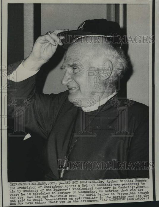 1967 Press Photo Archbishop of Canterbury Michael Ramsey sports Red Sox cap