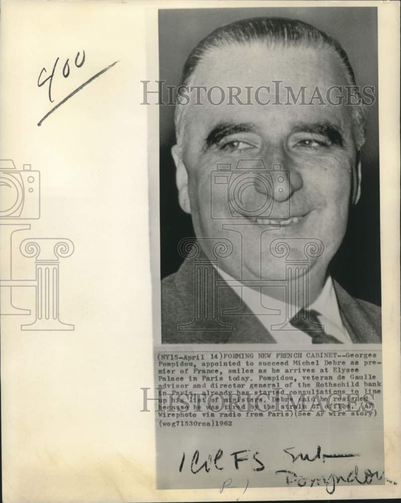 1962 Press Photo French Premier Georges Pompidou arrives at Elysee Palace