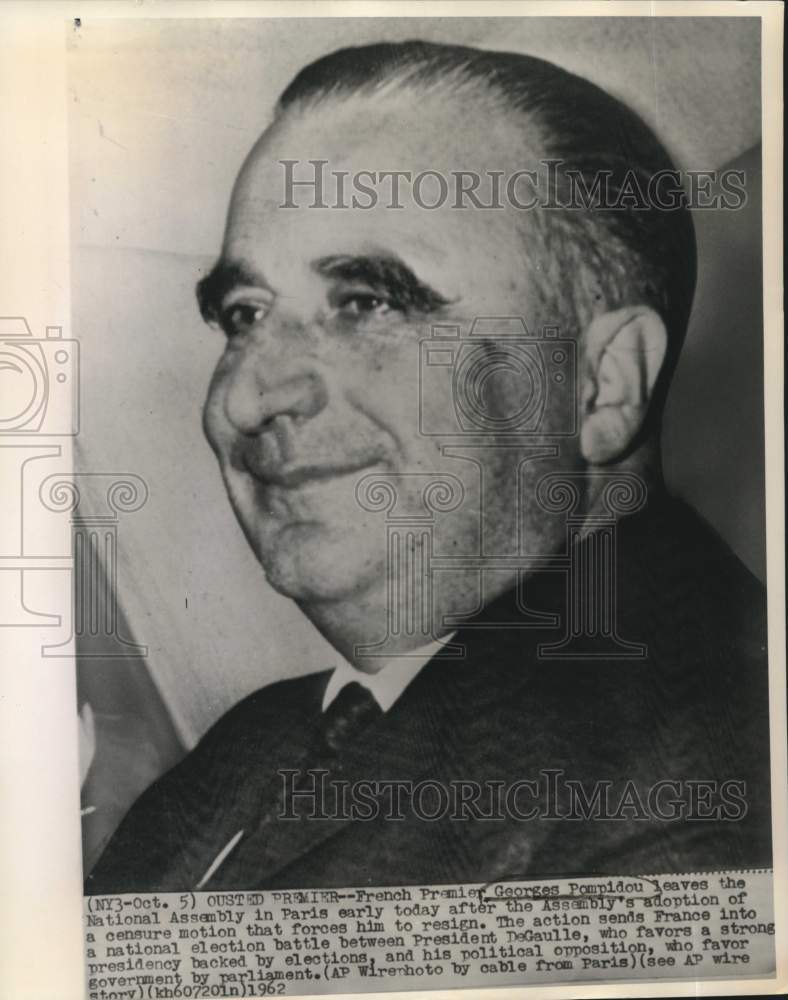 1962 Press Photo French Premier Georges Pompidou leaves Paris&#39; National Assembly