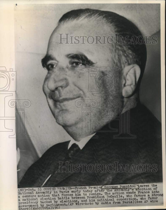 1962 Press Photo French Premier Georges Pompidou leaves Paris' National Assembly