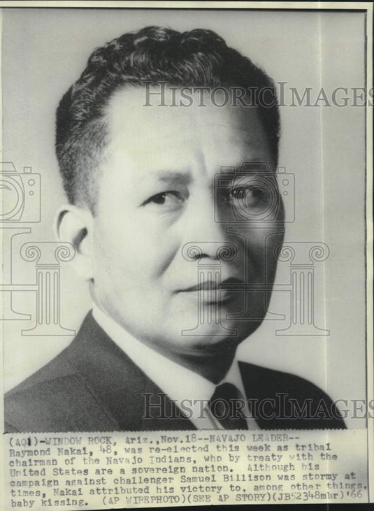 1966 Press Photo Navajo Indians' tribal chairman Raymond Nakai poses for a photo