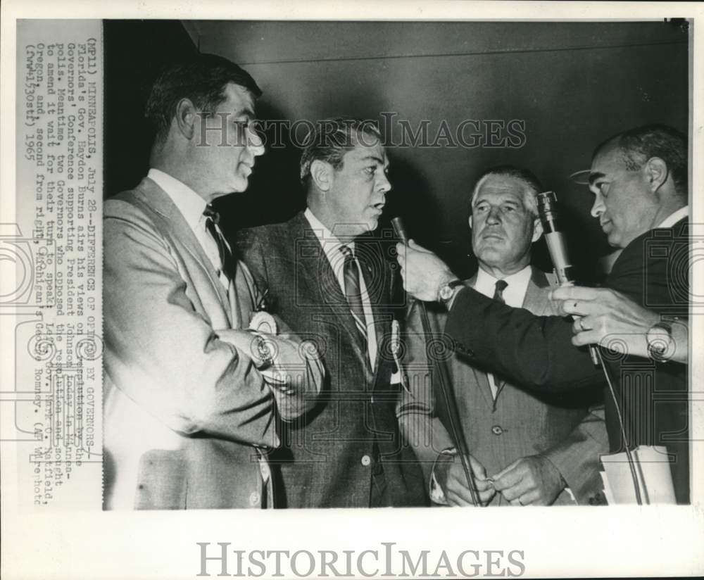 1965 Press Photo Governor Haydon Burns, fellow governors speak to newsmen, MN.