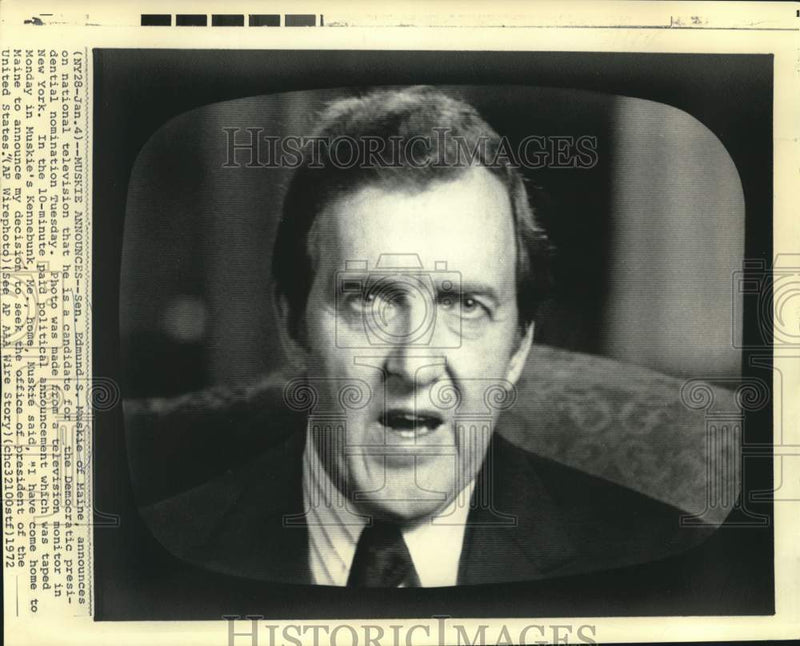 Load image into Gallery viewer, 1972 Press Photo Sen. Ed Muskie announces his candidacy for president on T.V.
