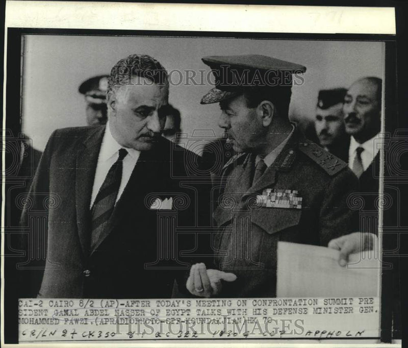 Load image into Gallery viewer, 1970 Press Photo Egypt's Gamal Abdel Nasser and Mohammed Fawzi leave meeting
