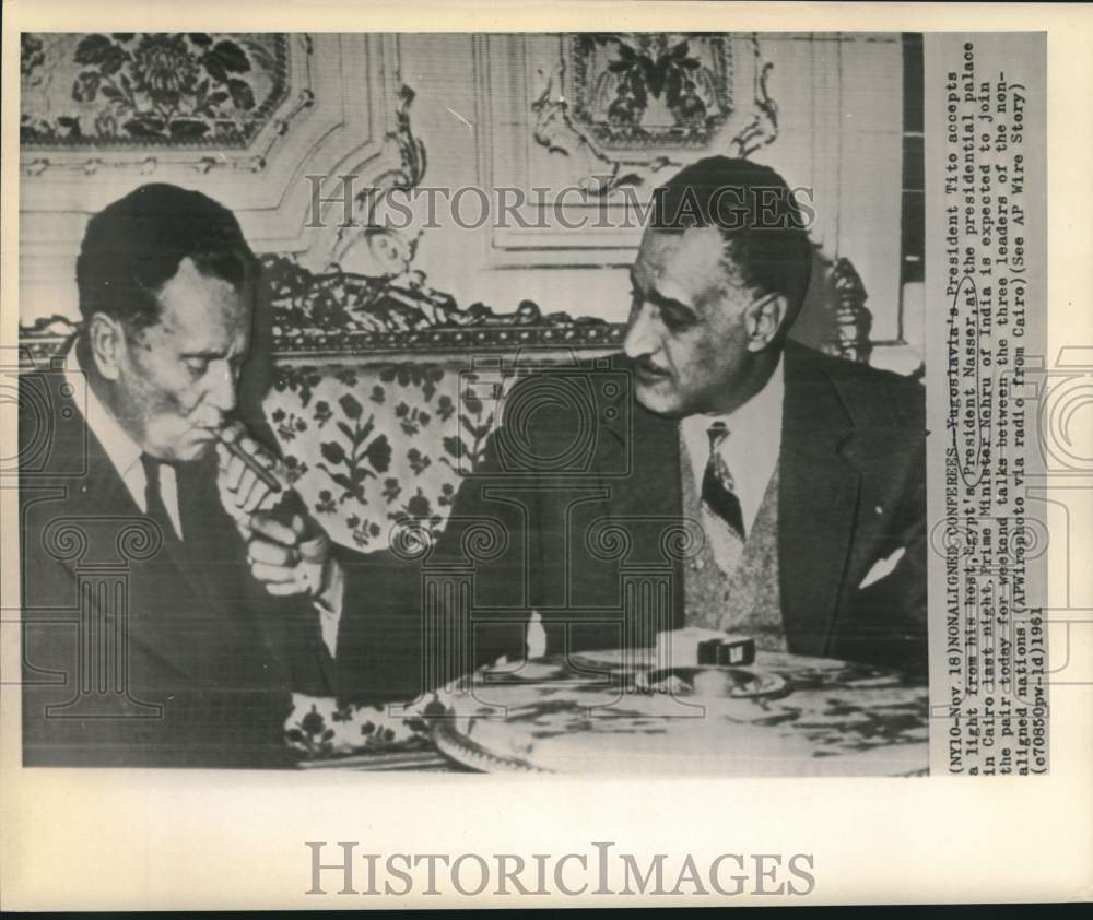 1961 Press Photo Yugoslavia's Tito and Gamal Abdel Nasser meet in Cairo