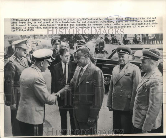 1965 Press Photo Egypt's Gamal Abdel Nasser welcomed by Colonel Markov in Moscow